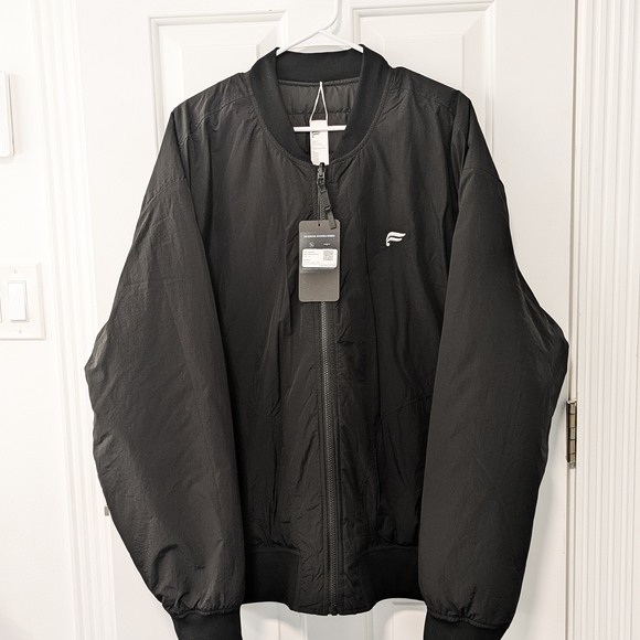Men's Black Bomber Jacket Fabletics - Picture 1 of 1